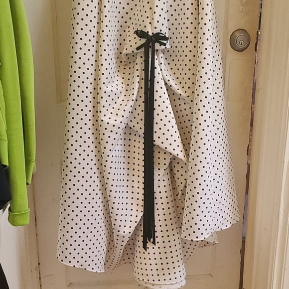 PROM DRESS - Picture 3 of 5